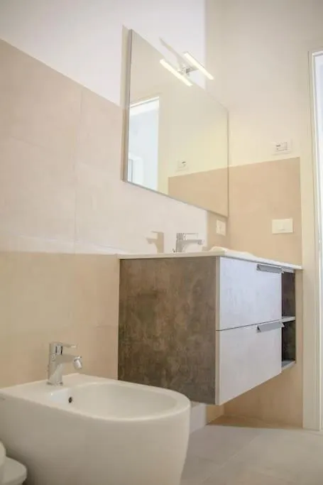 ויטוריו ונטו Vittoria Living Studio 0*, ויטוריו ונטו